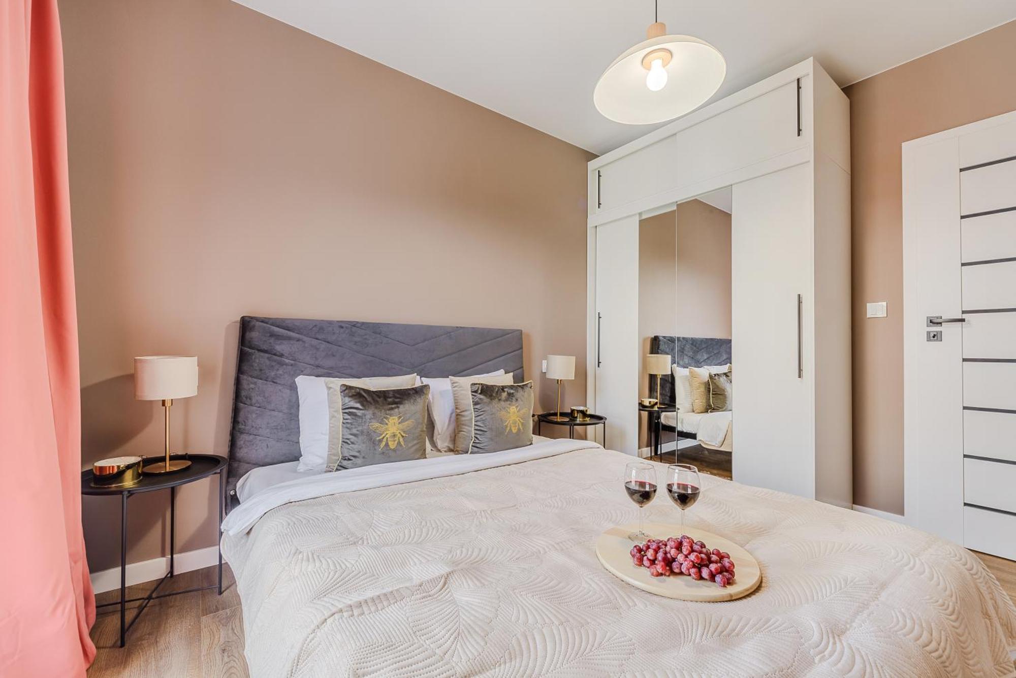 Lumina Luxury 3-Rooms Apartments With Parking Lodž Exteriér fotografie